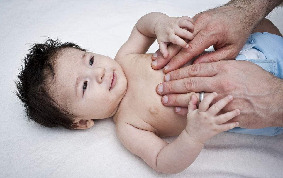 小儿脾胃不好如何揉腹 给宝宝揉肚子怎么揉 小儿脾胃不好如何揉腹 给宝宝揉肚子怎么揉