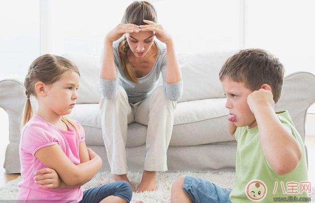 如何处理两个孩子的关系 两个孩子相差几岁最好 如何处理两个孩子的关系 两个孩子相差几岁最好