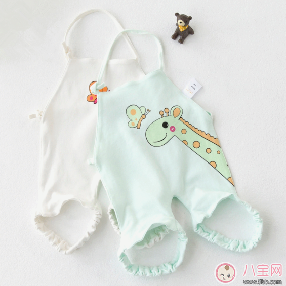 每次给宝宝穿衣太麻烦怎么办 简便快速给孩子穿衣方法 每次给宝宝穿衣太麻烦怎么办 简便快速给孩子穿衣方法